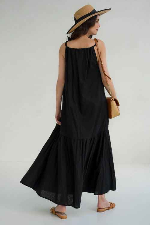 Bellucci - czarna trapezowa sukienka